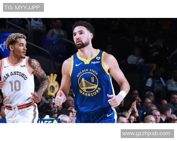 克莱汤普森的篮球传奇之路与勇士队的辉煌成就探讨 克莱汤普森的篮球传奇之路与勇士队的辉煌成就探讨